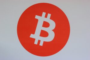 Japan’s Financial Services Agency is set to propose new regulations that will classify cryptocurrencies as financial assets, paving the way for stronger investor protection and wider institutional adoption.