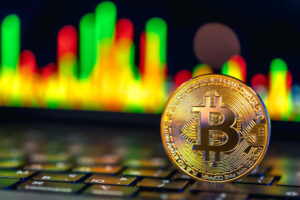 Senator Cynthia Lummis confirmed that funding for the U.S. Strategic Bitcoin Reserve could begin anytime as she simultaneously works to eliminate taxes on small Bitcoin transactions. 