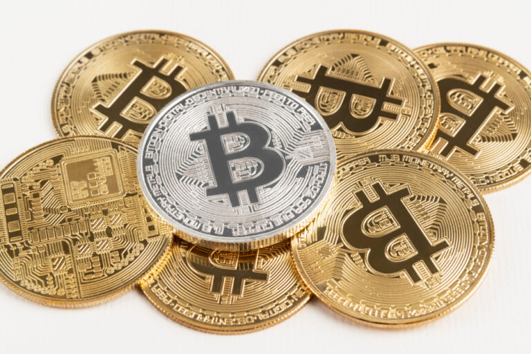 BITCOIN SIGNALS RETURN TO BULL MARKET